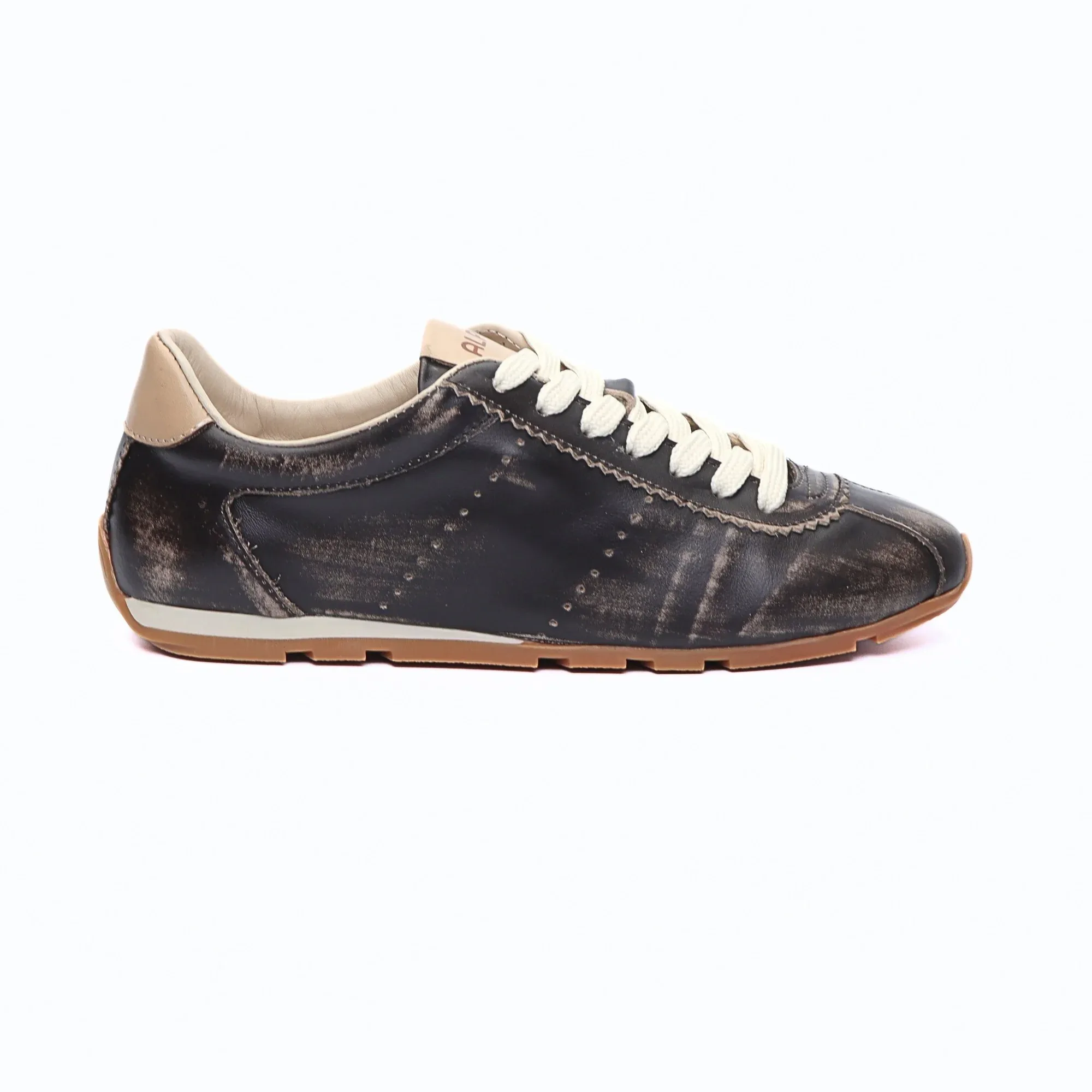 Дамска черна ниска маратонка - страничен детайл